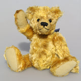 Cookie is a sweet, little, old-fashioned Barbara-Ann Bear, Cookie is about 7 inches/ 18 cm tall, he has been designed to suit both beginners and experienced teddy bear makers. Cookie is one of our smallest teddy bear patterns, it makes a bear that is quite traditional and small enough to sit in your hand.   We've used this pattern twice so far, once in very short mohair and then in crushed velvet, we think he suits mohairs between 4 and 15mm best