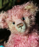 Winston jointed 18 inch teddy bear printed sewing pattern by Barbara-Ann Bears. Winston is about 18 inches (45 cm tall), his pattern uses 1/2 metre of mohair and you'll need 1 x 65 mm and 4 x 55 mm joints. Winston is a charming, cuddly, old fashioned traditional, Barbara-Ann Bear, which you can make