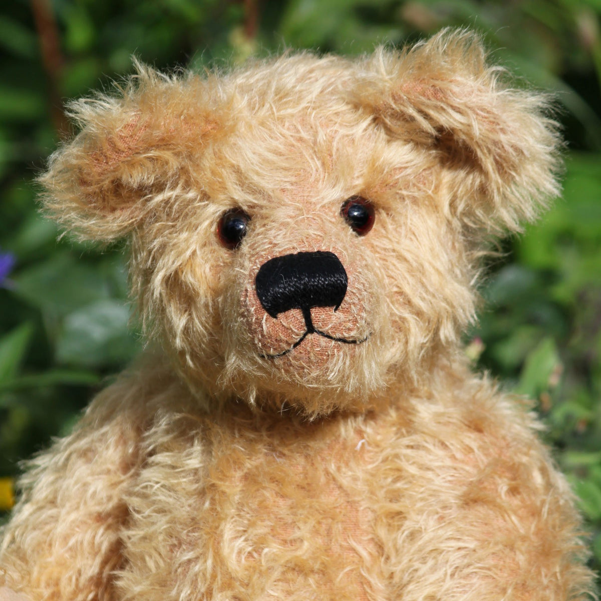 Winston jointed 18 inch teddy bear sewing pattern by Barbara-Ann