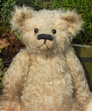 The Chester Teddy Bear pattern makes a large, classical, traditional mohair Barbara-Ann Bear about 21 inches (53cm) tall. 
A teddy bear sewing pattern to make a large, elegant, traditional mohair artist teddy bear with a centre seam in his head gusset, a long snout, a hump and long arms and legs