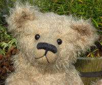 The Chester Teddy Bear pattern makes a large, classical, traditional mohair Barbara-Ann Bear about 21 inches (53cm) tall. 
A teddy bear sewing pattern to make a large, elegant, traditional mohair artist teddy bear with a centre seam in his head gusset, a long snout, a hump and long arms and legs