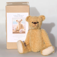 Francis Traditional Mohair Heirloom Teddy Bear Kit. A jointed teddy bear kit suitable for a beginner by Make A Teddy to make a 14 inch (36 cm) teddy bear. This kit is nicely packaged ready for Birthdays or Christmas and we can put in one of our own gift tags and a Birthday or Christmas card from our own drawings for free if you ask us to.