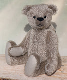 Frederick Traditional Mohair Heirloom Teddy Bear Kit. A jointed teddy bear kit suitable for a beginner by Make A Teddy to make a 15 inch (38 cm) teddy bear. Frederick is a very sweet teddy bear, he's quite easy to make and beginners have made him quite successfully.