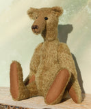 Hank teddy bear made from the Hank Mohair Heirloom Teddy Bear Kit. A jointed teddy bear kit by Make A Teddy to make a rather comical 15 inch (38 cm) teddy bear. 